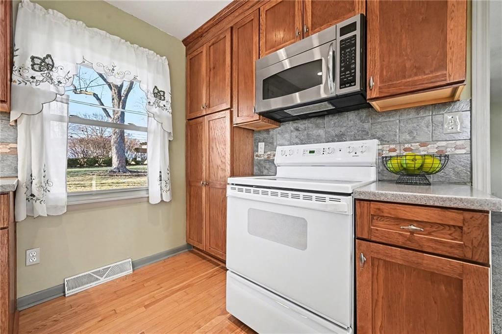 8732 Old Stagecoach Road — photo 9