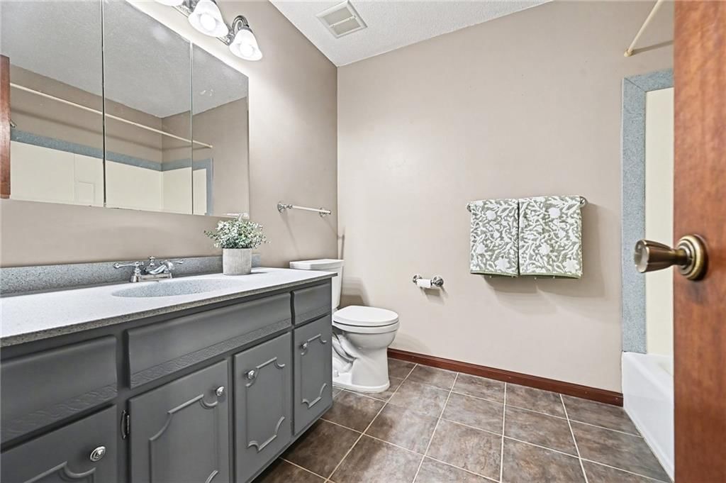 8732 Old Stagecoach Road — photo 17