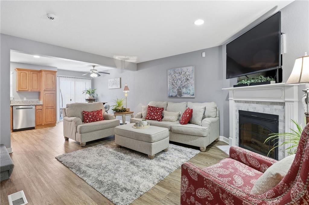 21089 Millridge Street — photo 4