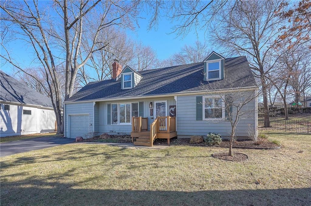7475 Village Drive — photo 3
