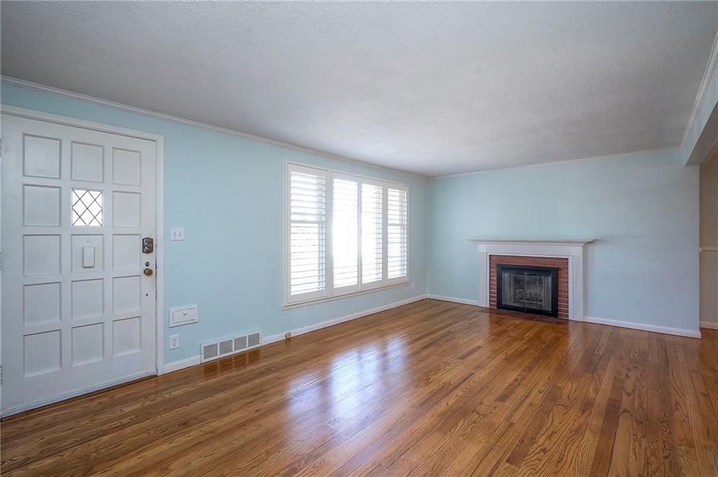 7475 Village Drive — photo 6