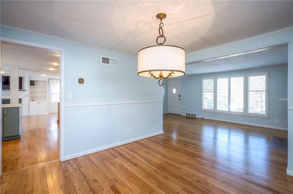 7475 Village Drive — photo 10