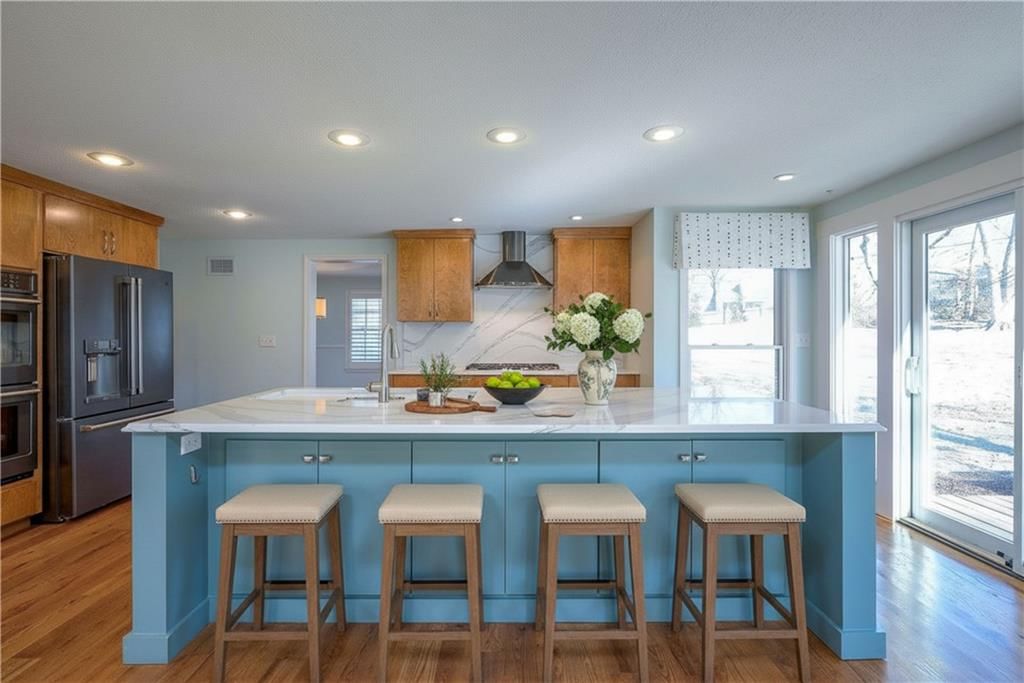 7475 Village Drive — photo 13