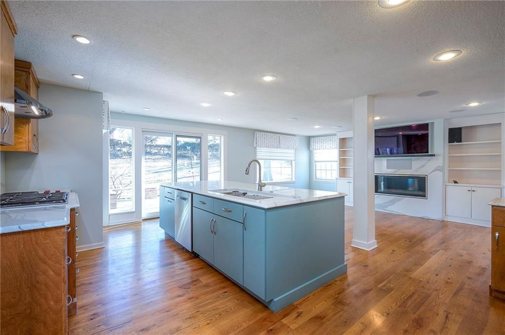 7475 Village Drive — photo 15