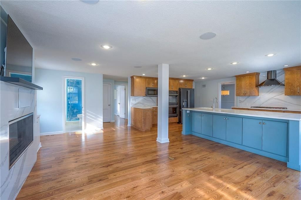 7475 Village Drive — photo 25