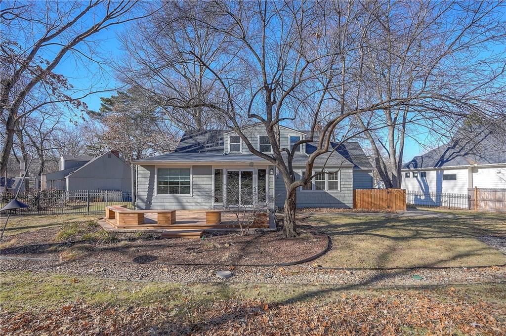 7475 Village Drive — photo 43