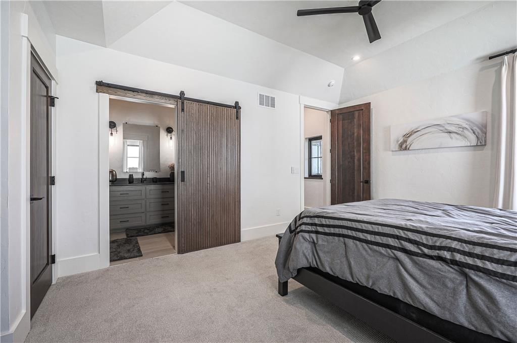 8512 N Booth Avenue — photo 30