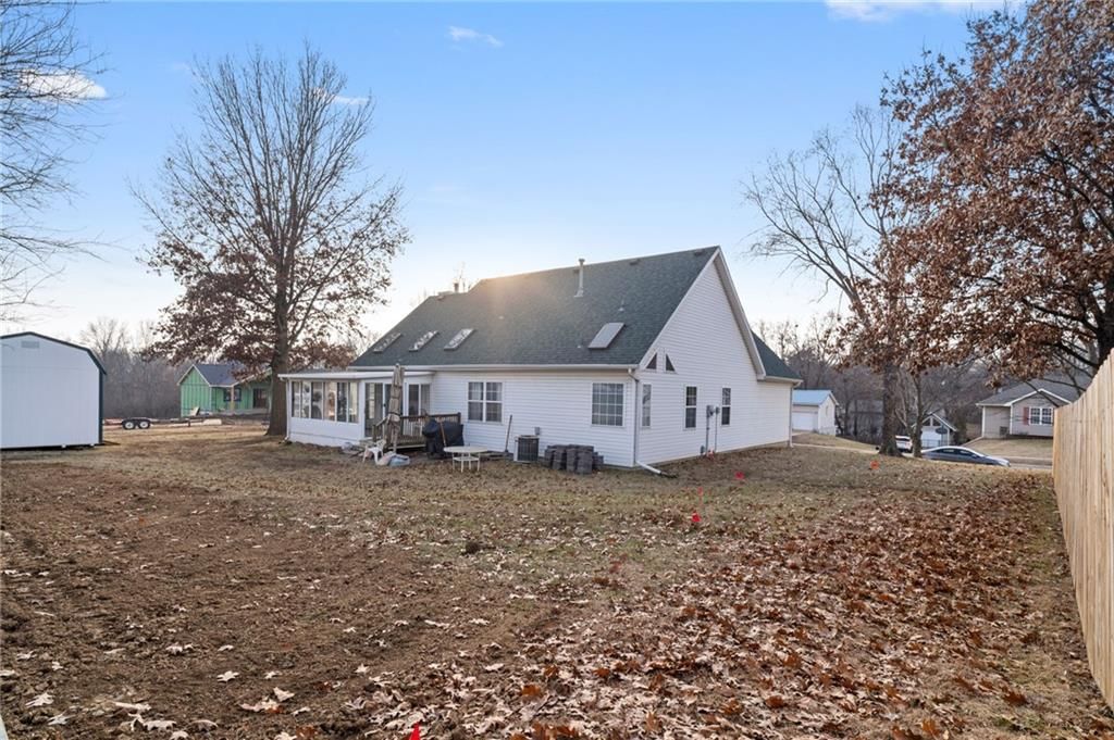 511 Santa Fe Drive — photo 31