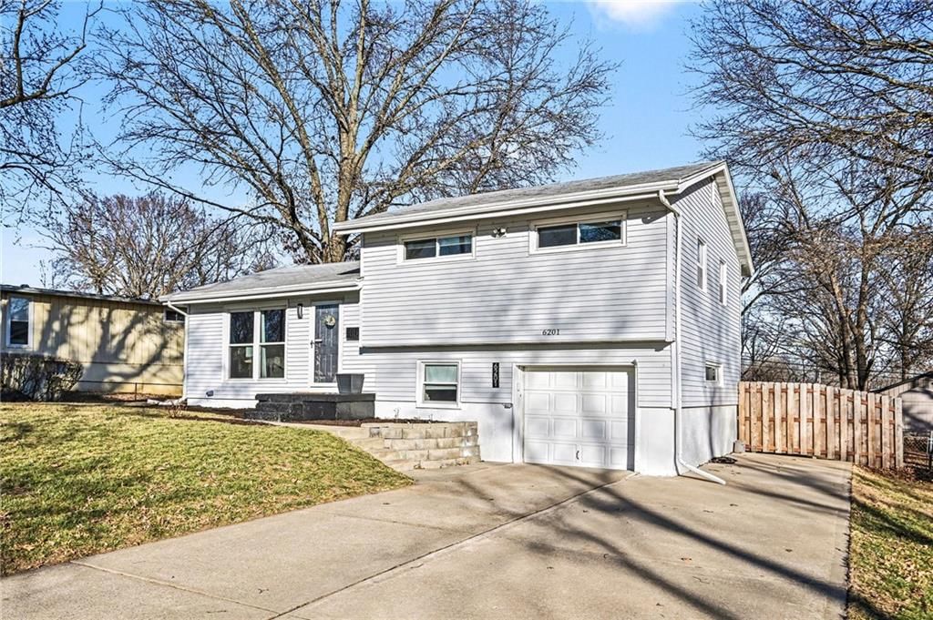 6201 N Howard Avenue — photo 3
