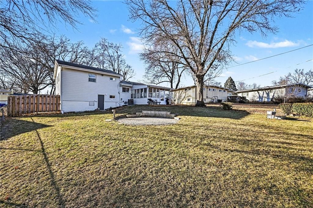 6201 N Howard Avenue — photo 6