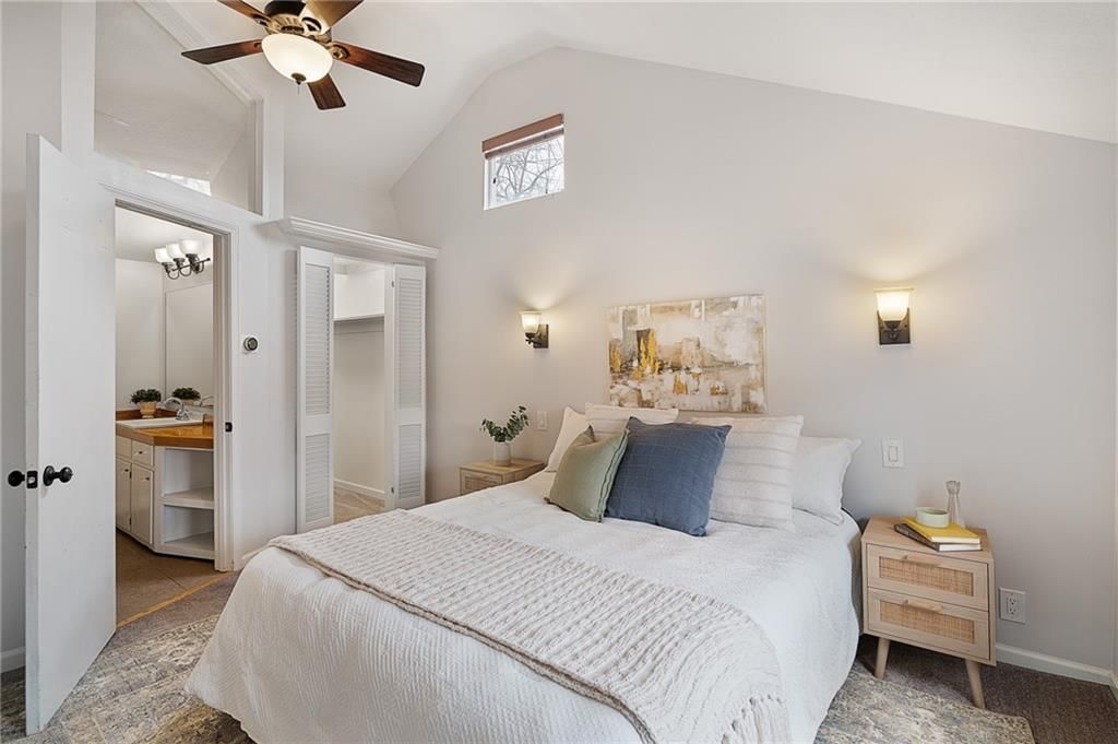 8656 Sleepy Hollow Road — photo 12