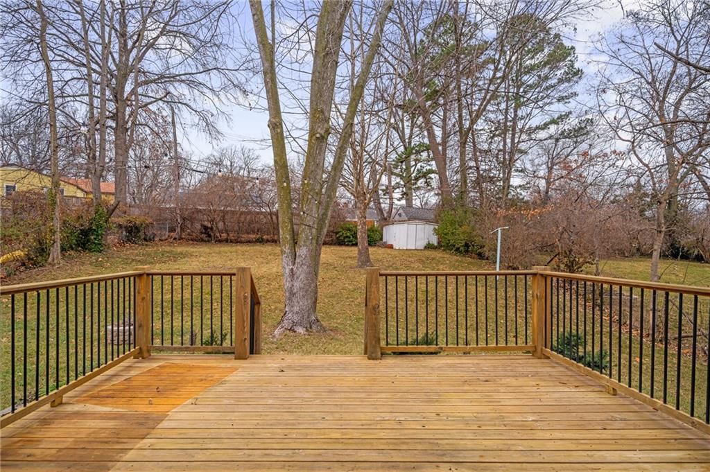 8656 Sleepy Hollow Road — photo 24