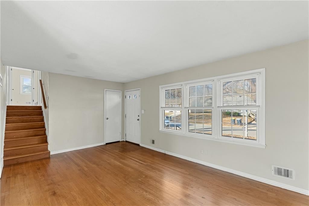 8715 Kentucky Avenue — photo 3
