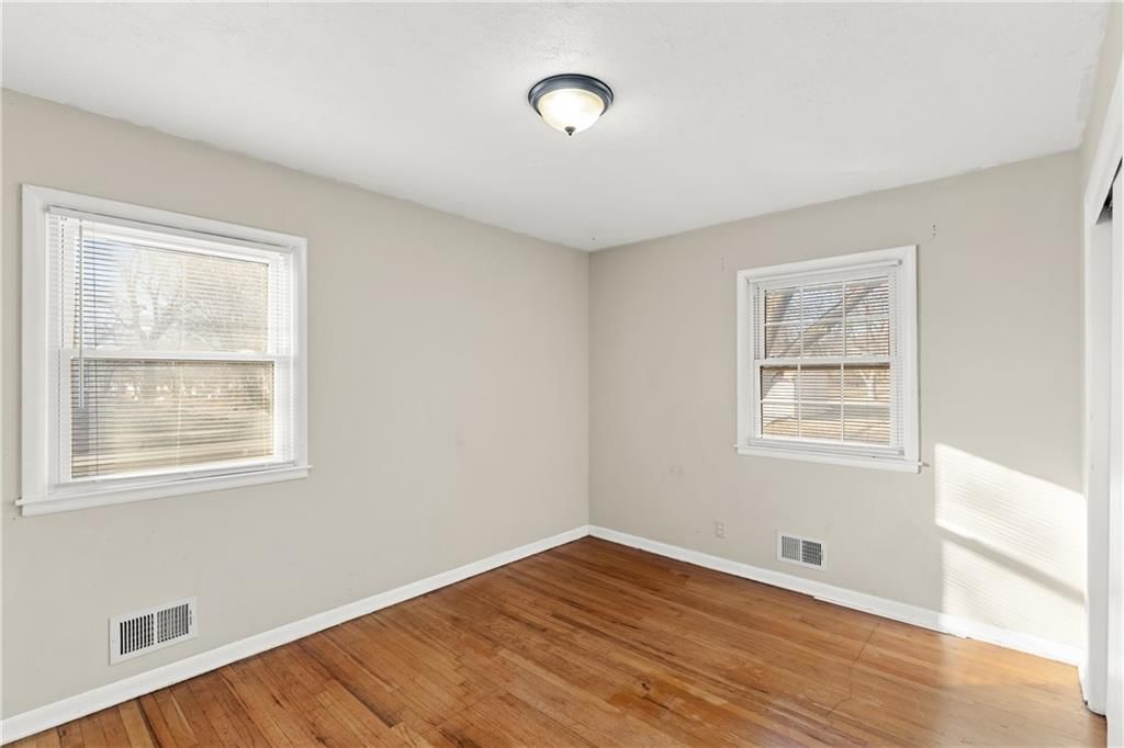 8715 Kentucky Avenue — photo 14