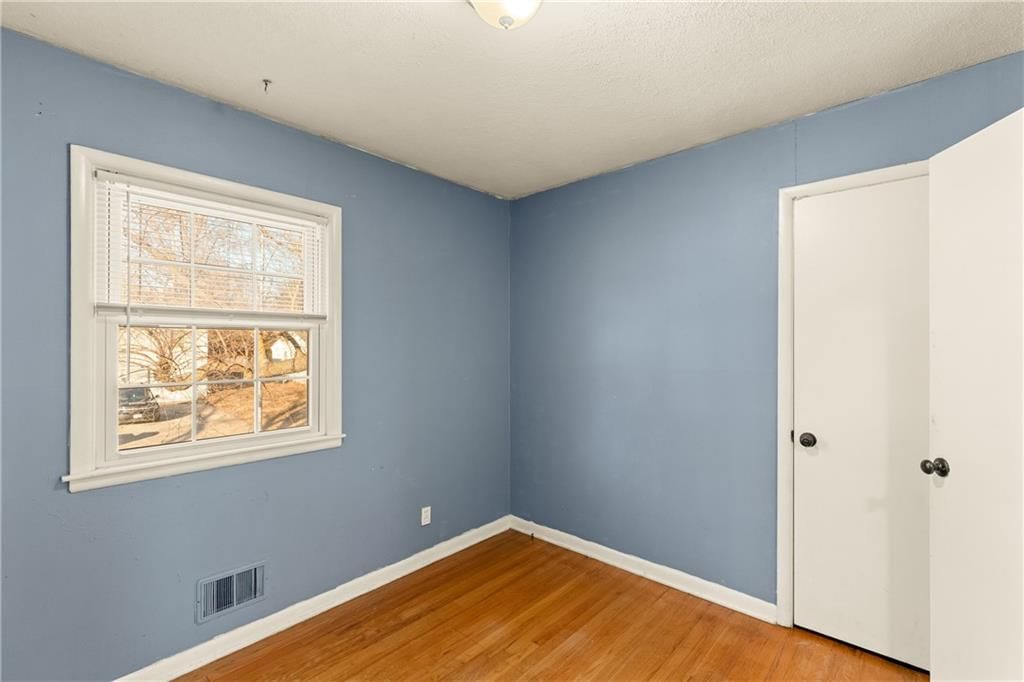 8715 Kentucky Avenue — photo 19