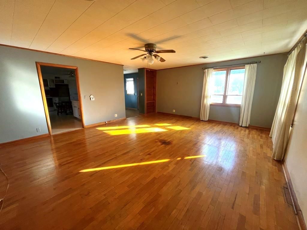 521 N Main Street — photo 8