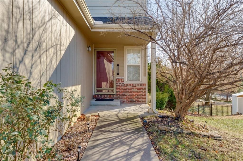 1522 Legend Trail Drive — photo 3
