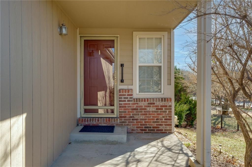 1522 Legend Trail Drive — photo 4