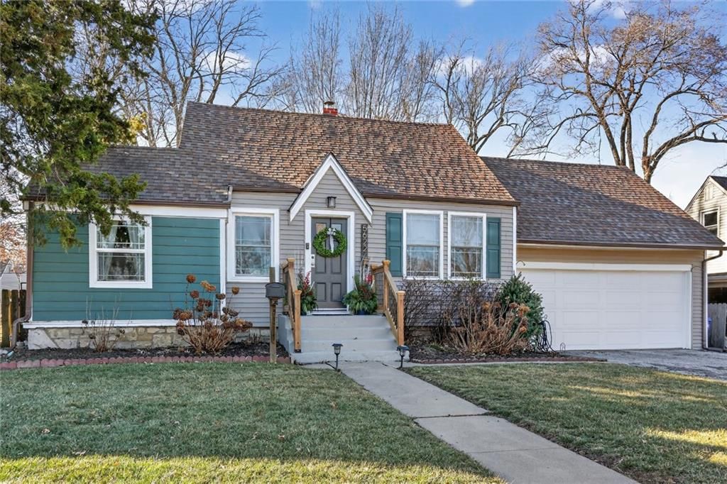 5622 Maple Street, Mission, KS