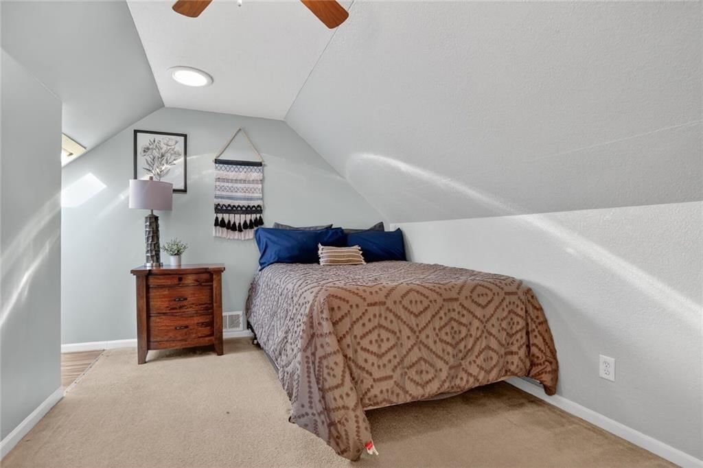 5622 Maple Street — photo 16