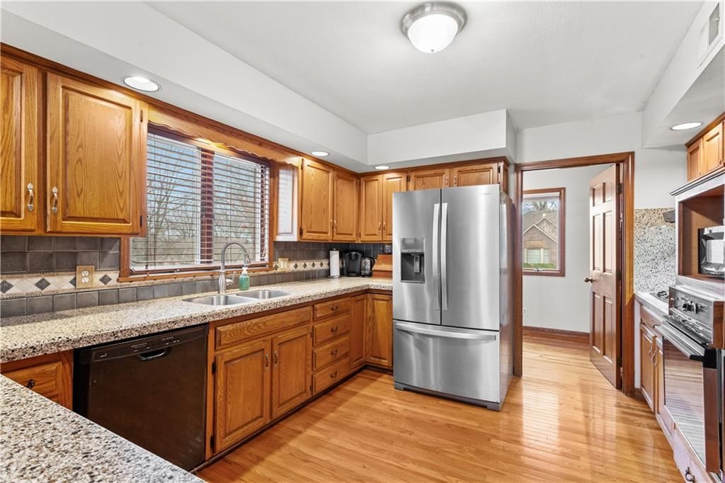 1500 NW Wildwood Drive — photo 6