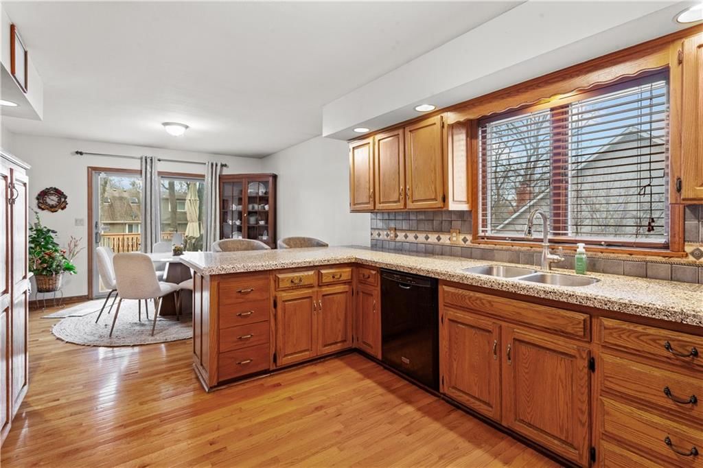 1500 NW Wildwood Drive — photo 8