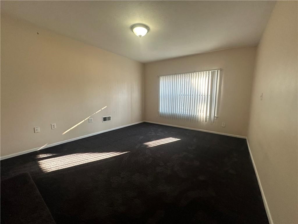 222 W Edwards Street — photo 11