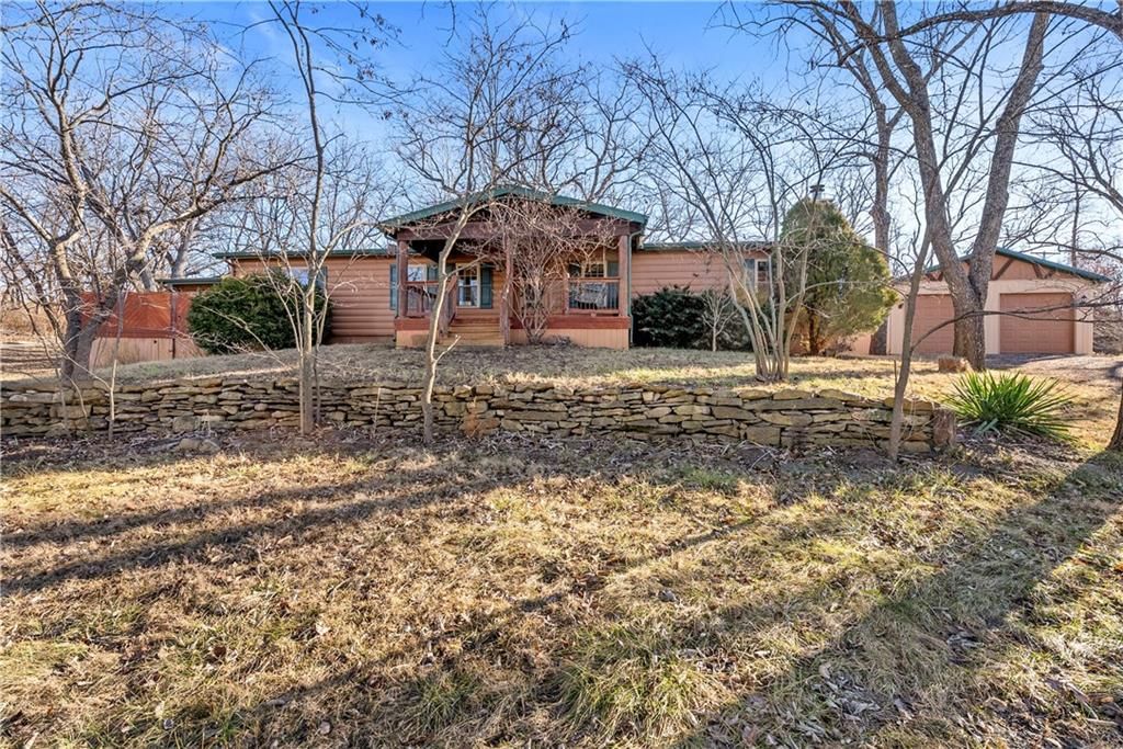 29604 E Easley Road, Lee's Summit, MO