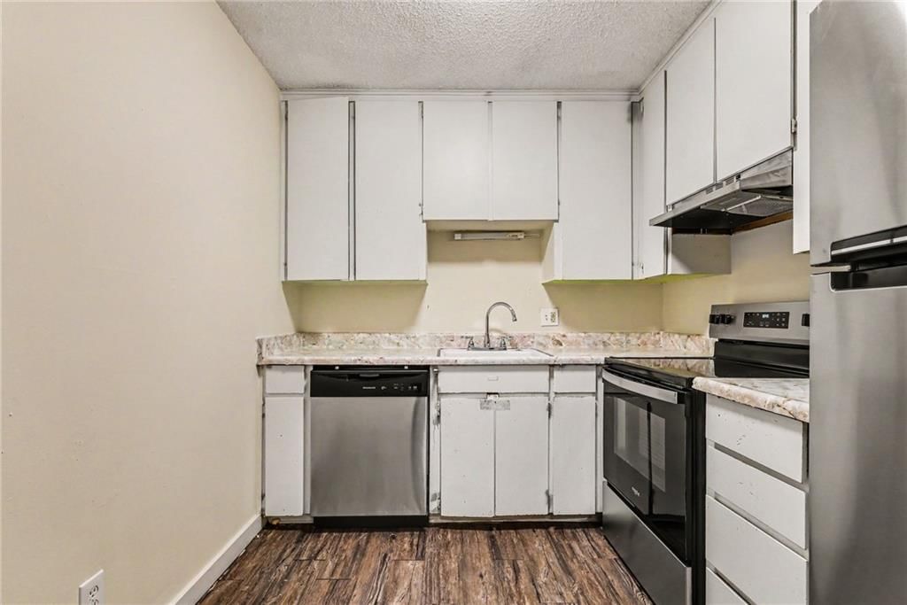 8430-8432 Kessler Street — photo 7
