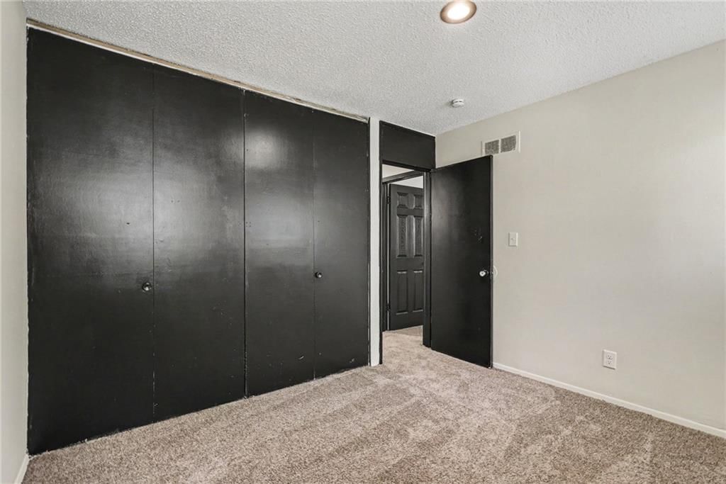 8430-8432 Kessler Street — photo 9