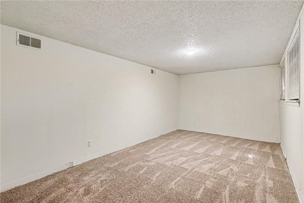 8430-8432 Kessler Street — photo 15