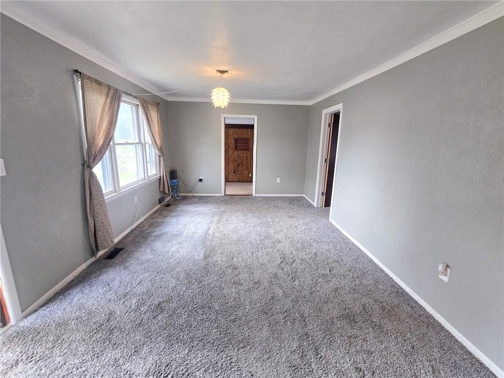 103 S Hyde Street — photo 5