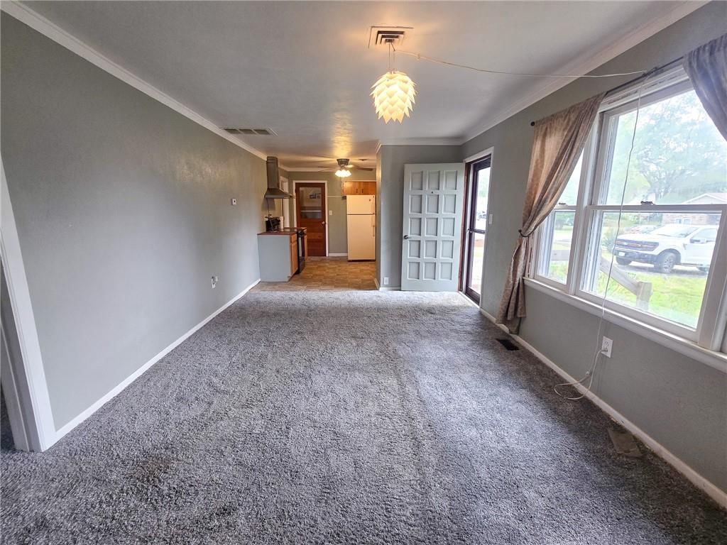 103 S Hyde Street — photo 6