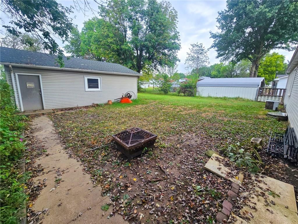 103 S Hyde Street — photo 20