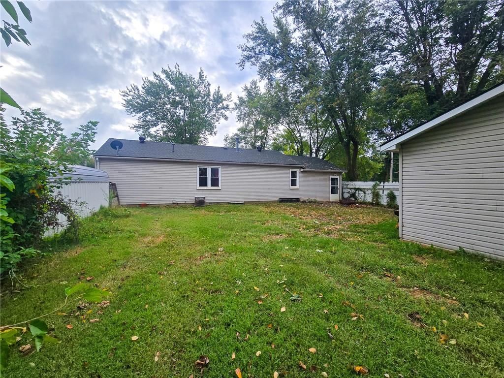103 S Hyde Street — photo 21