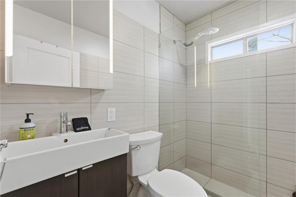 4523 Terrace Street — photo 23