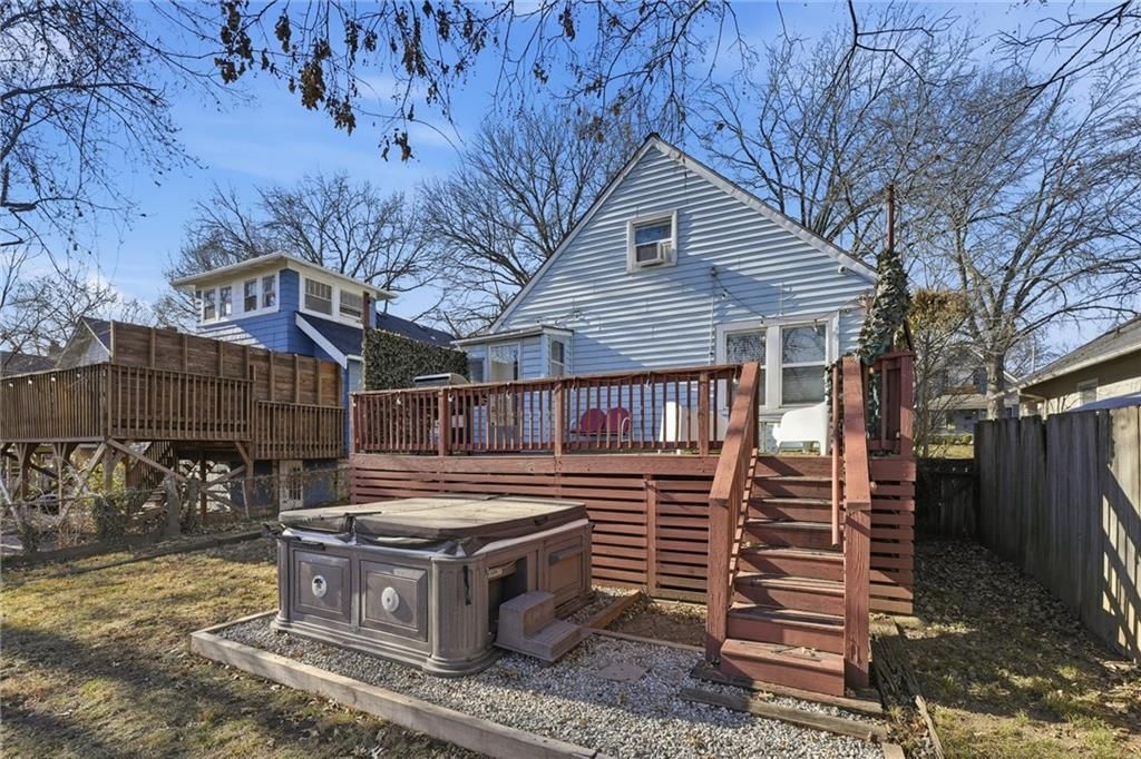 4523 Terrace Street — photo 29