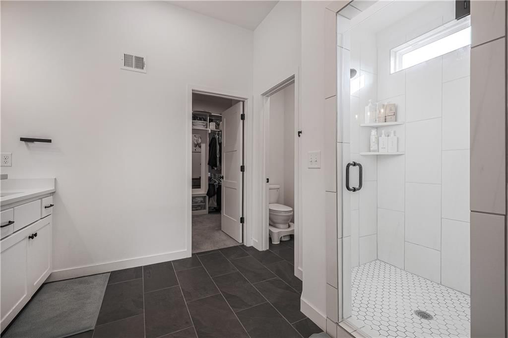 21831 W 177th Terrace — photo 17