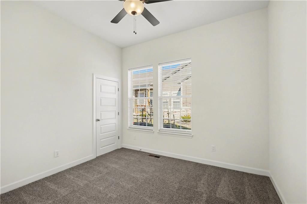 16166-16177 Fontana Street — photo 22