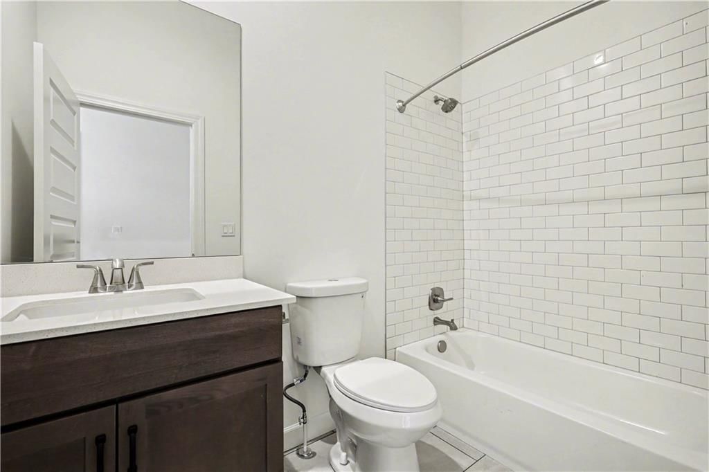 16166-16177 Fontana Street — photo 30