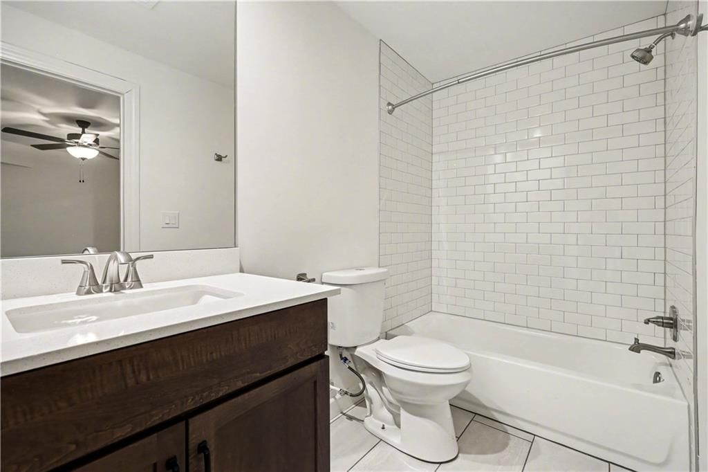 16166-16177 Fontana Street — photo 32