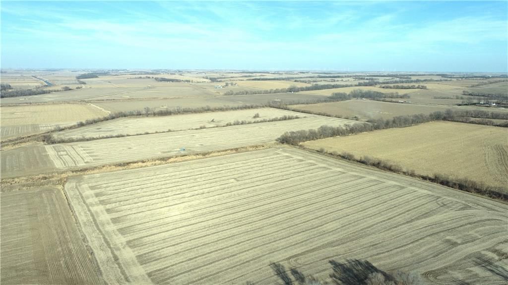 Atchison Holt Road — photo 1