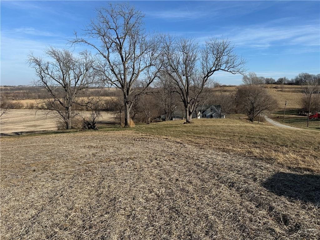 Atchison Holt Road — photo 36