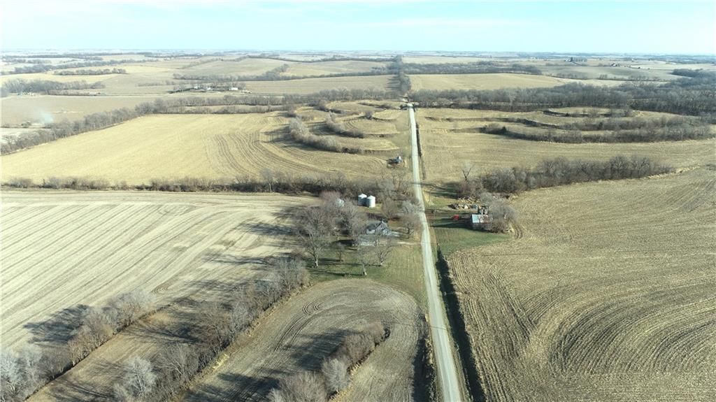 Atchison Holt Road — photo 51