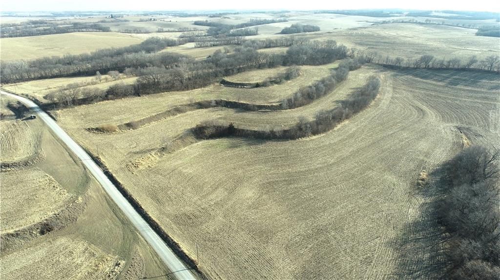 Atchison Holt Road — photo 53