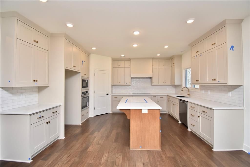 8356 NE 77th Terrace — photo 4