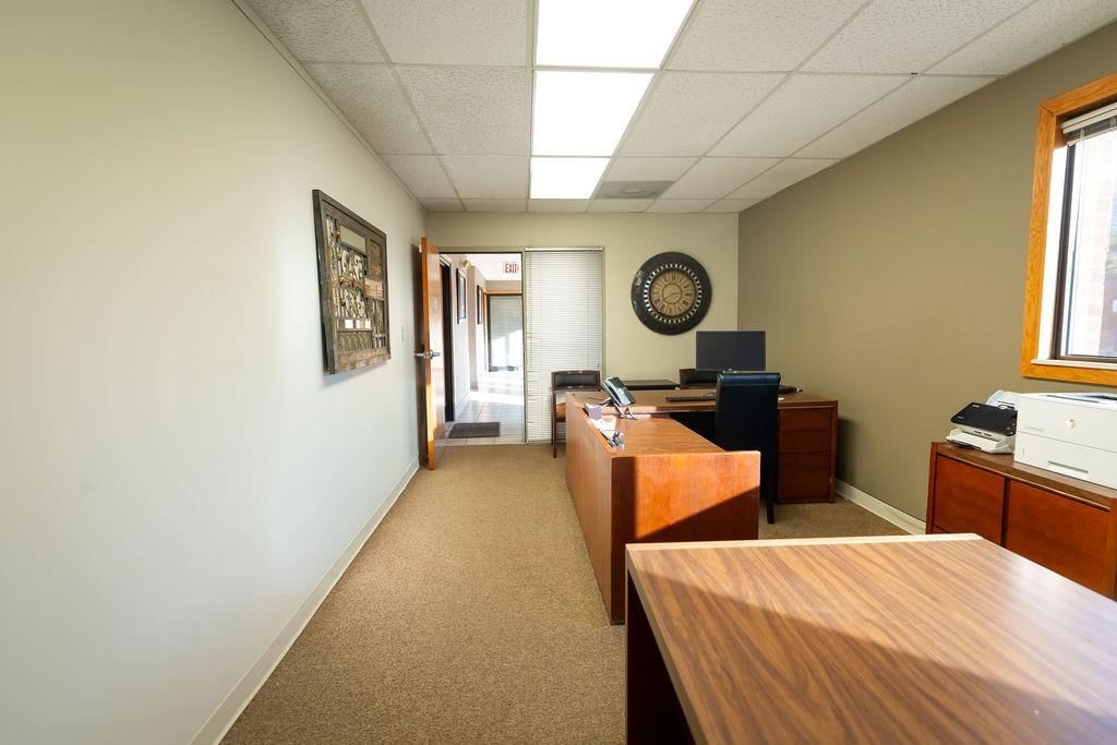 10801 W 87th Street — photo 4