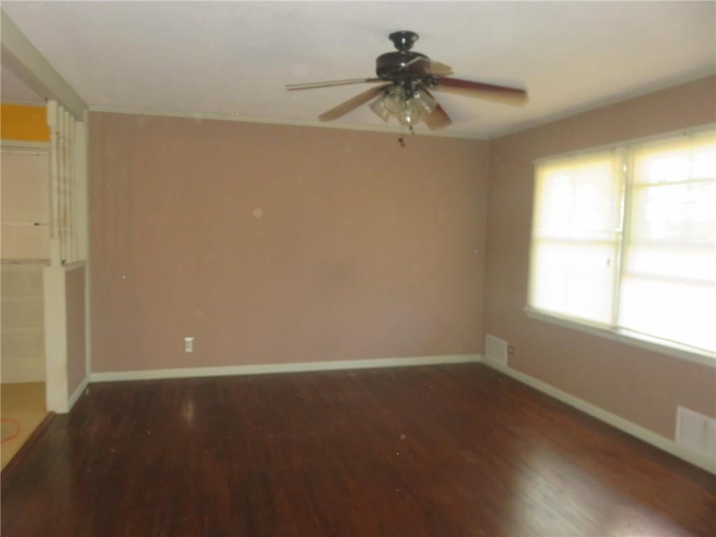 114 N Emerson Street — photo 2