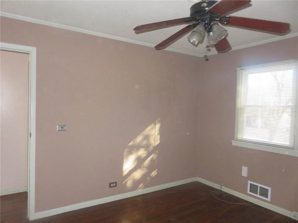 114 N Emerson Street — photo 10