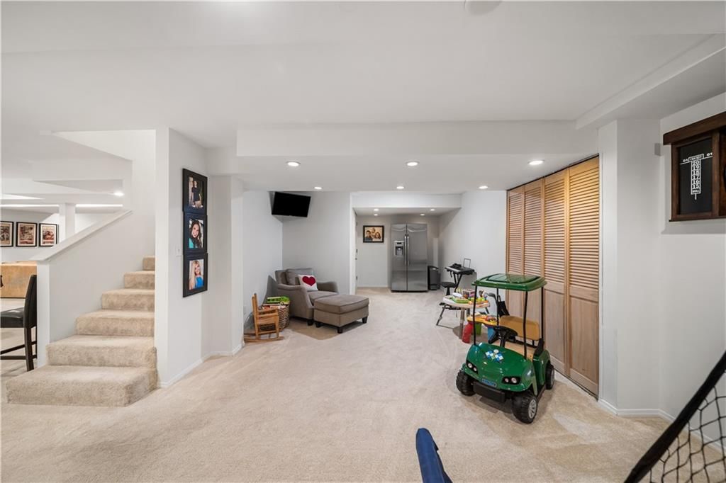 12916 Rosewood Street — photo 48